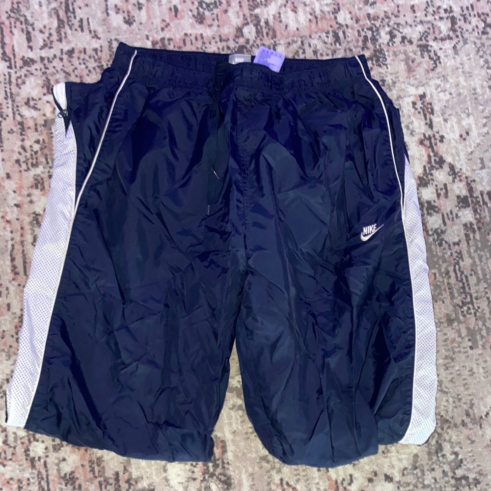 NIKE VINTAGE TRACK PANTS!
